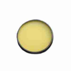 polyesters containing quarternary ammonium groups
