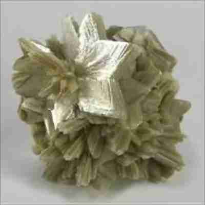 White mica